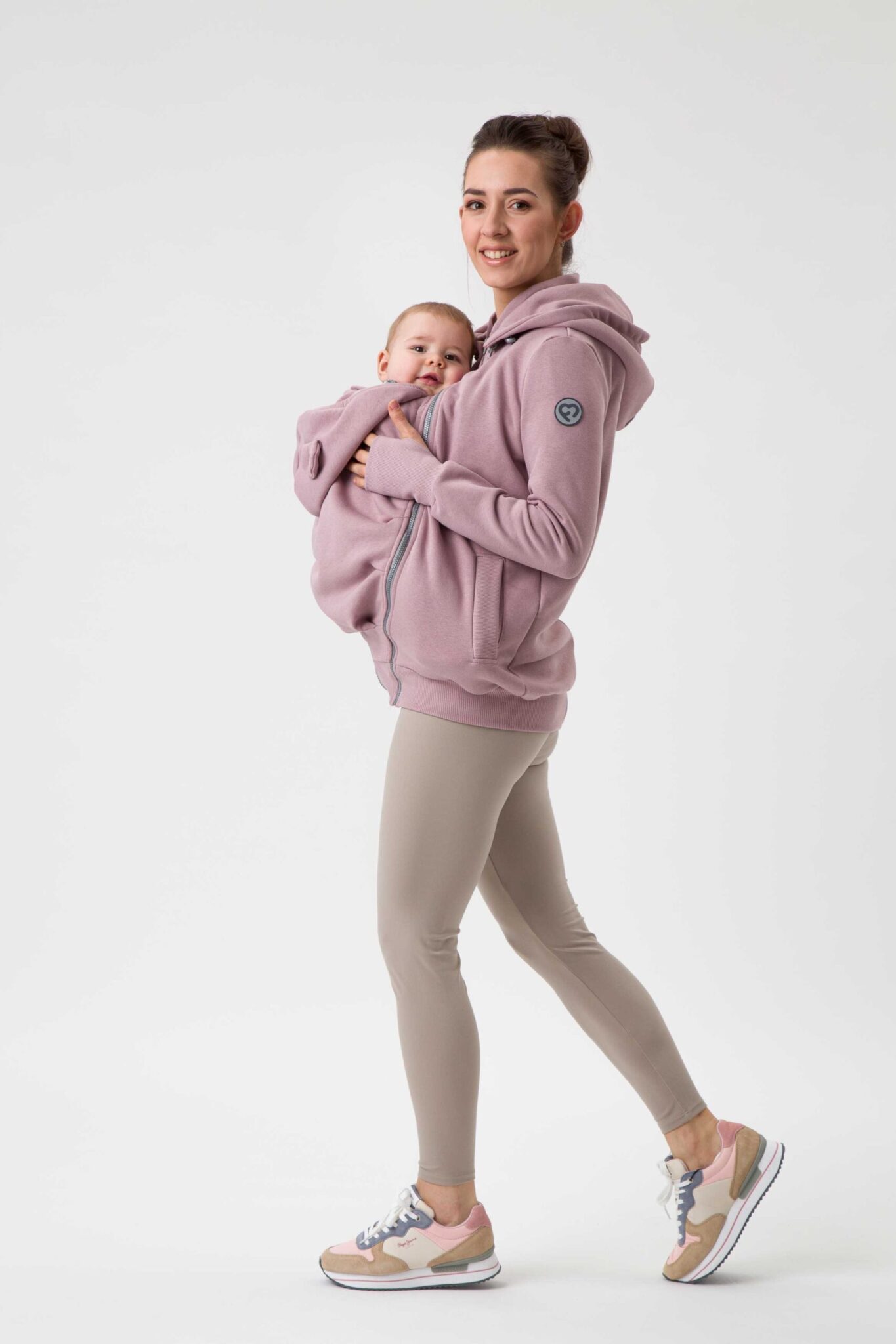 Fun2bemum Pola positie- en draagvest Dusty Pink